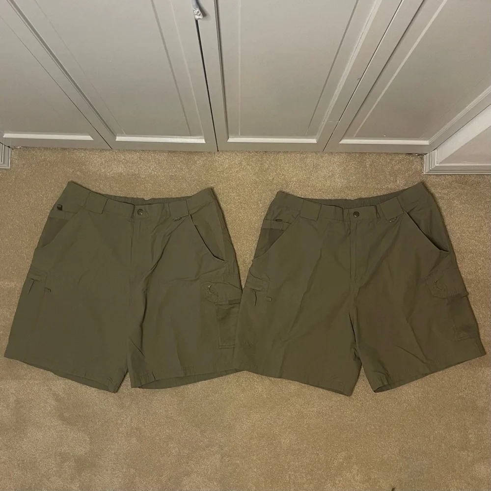 Lot of 2 Reel Legends Green Fishing Cargo Shorts